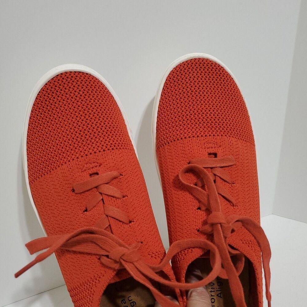 Comfortiva Align‎ Trista CT0011403 Womens 9.5W Red Wide Mesh Sneakers Shoes - Picture 2 of 5